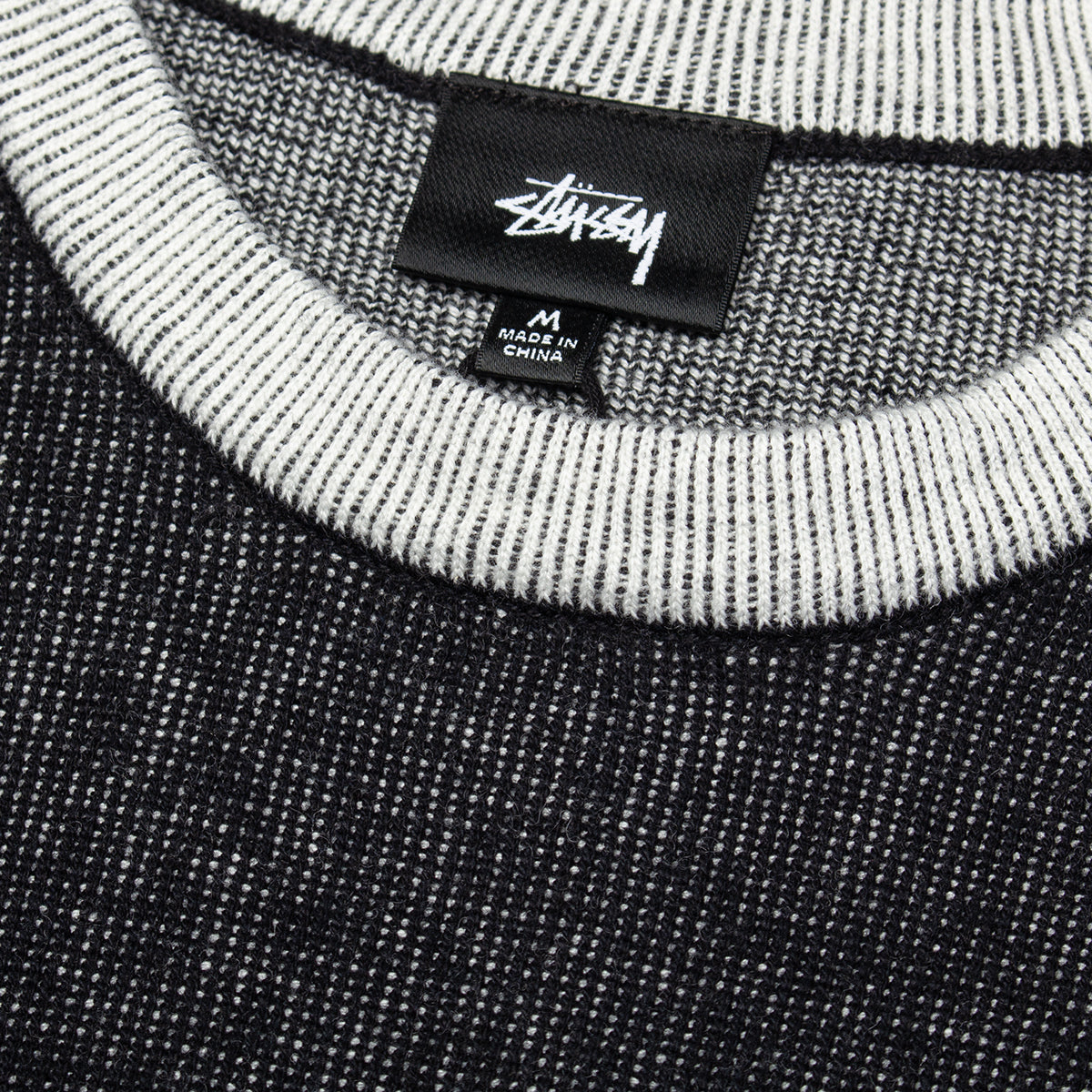 Stussy - Alpine Sweater
Style # 117279
Color : Black
