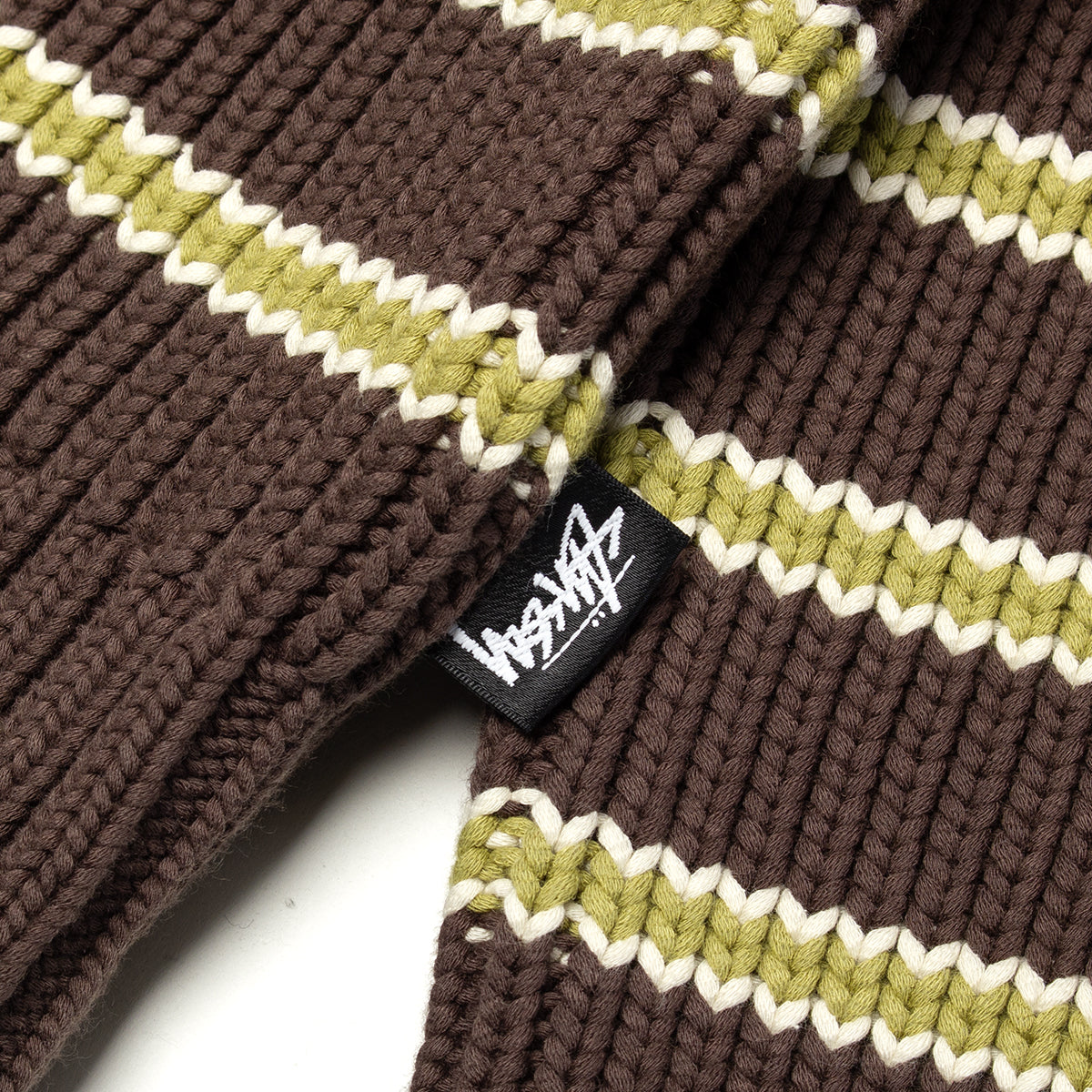 Stussy - Stripe Crew
Style # 117272
Color : Forest