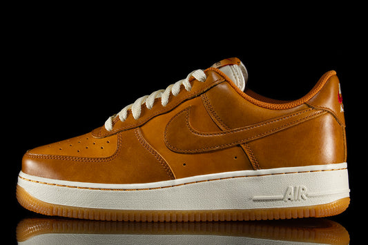 Nike | Air Force 1 '07 LV8
Style # HQ3639-720
Color : Sunset / Russet / Cacao Wow / Coconut Milk