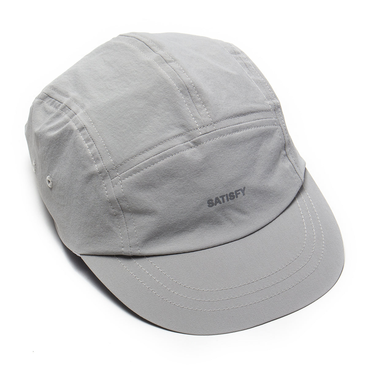 Satisfy - PeaceShell™ Cordura® Trail Cap
Color : Light Grey
Materials : 91% Cordura® Nylon / 9% Polyurethane
Adjustable bungee cord back strap
Exterior detachable care label
PeaceShell™ water-repellent finish
Reflective details
Lightweight
One size