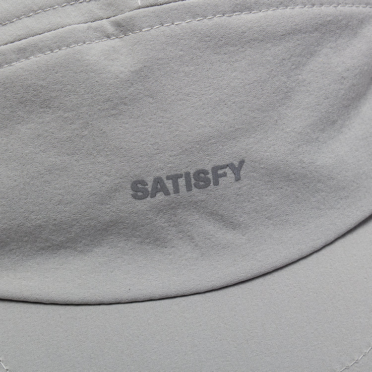 Satisfy - PeaceShell™ Cordura® Trail Cap
Color : Light Grey
Materials : 91% Cordura® Nylon / 9% Polyurethane
Adjustable bungee cord back strap
Exterior detachable care label
PeaceShell™ water-repellent finish
Reflective details
Lightweight
One size