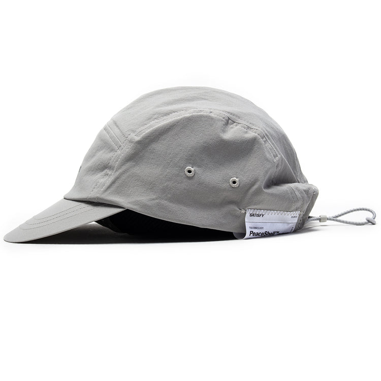 Satisfy - PeaceShell™ Cordura® Trail Cap
Color : Light Grey
Materials : 91% Cordura® Nylon / 9% Polyurethane
Adjustable bungee cord back strap
Exterior detachable care label
PeaceShell™ water-repellent finish
Reflective details
Lightweight
One size