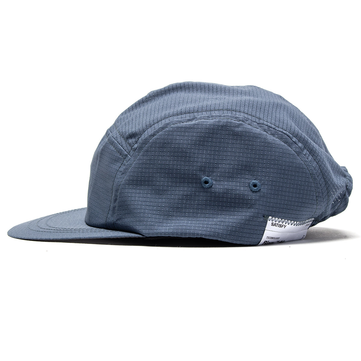 Satisfy - Rippy Air Trail Cap
Color : Mirage
Materials : 100% Nylon Ripstop
Adjustable bungee cord back strap with reflective loops
Exterior detachable care label
PeaceShell™ water-repellent finish
Lightweight
One size