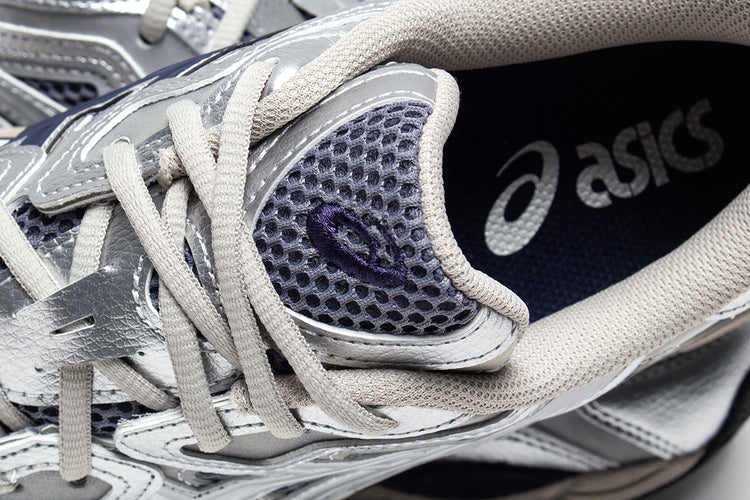 Asics | Gel-NYC x Billy's
Style # 1203A581.020
Color : Pure Silver / Midnight