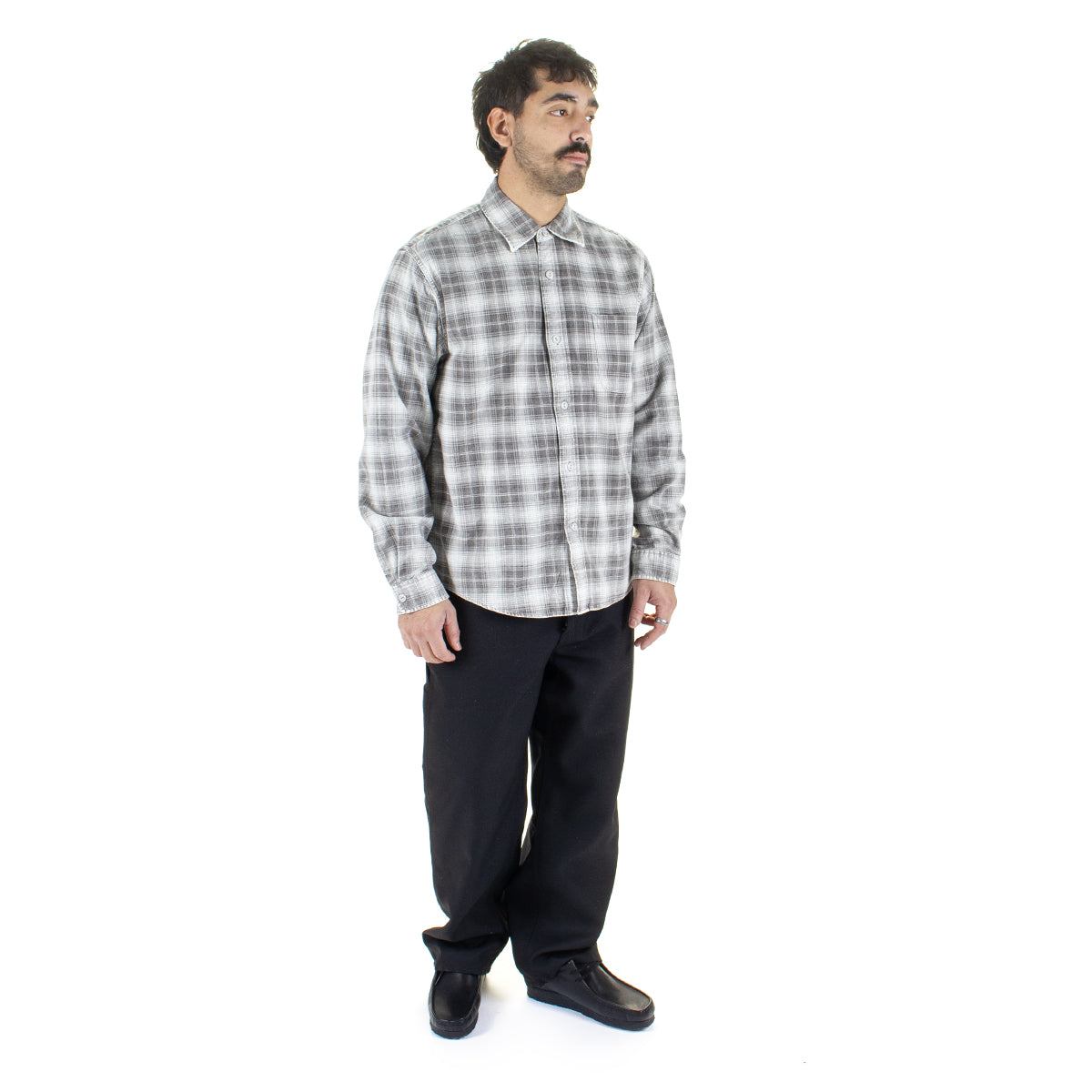 Stussy - Dax Plaid Shirt
Style # 1110375
Color : Grey