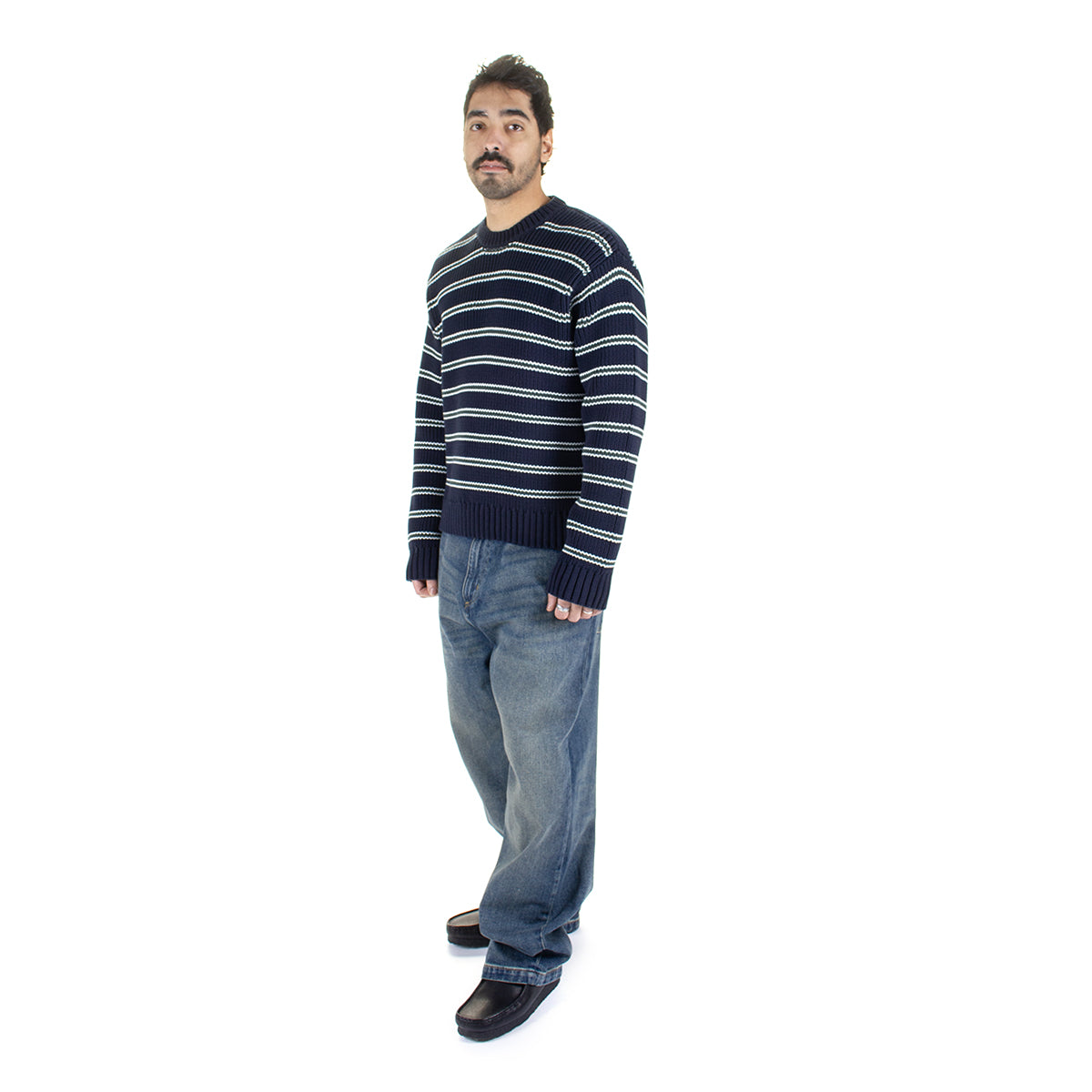 Stussy - Stripe Crew
Style # 117272
Color : Ocean