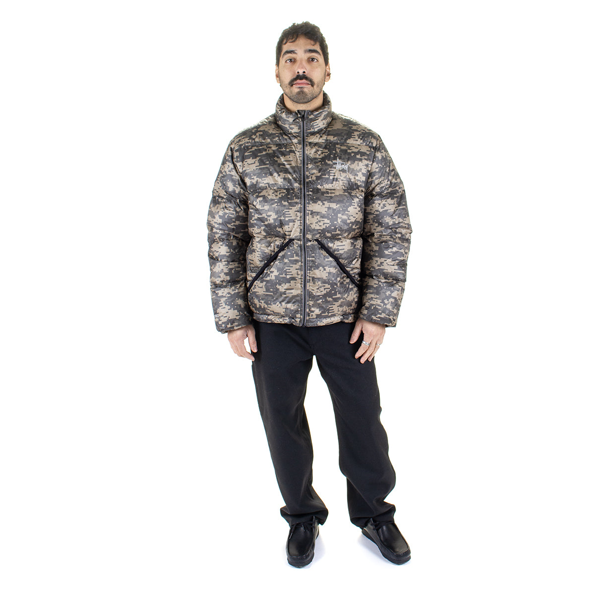 Stussy - Micro Ripstop Down Mock
Style # 115877
Color : Digital Camo