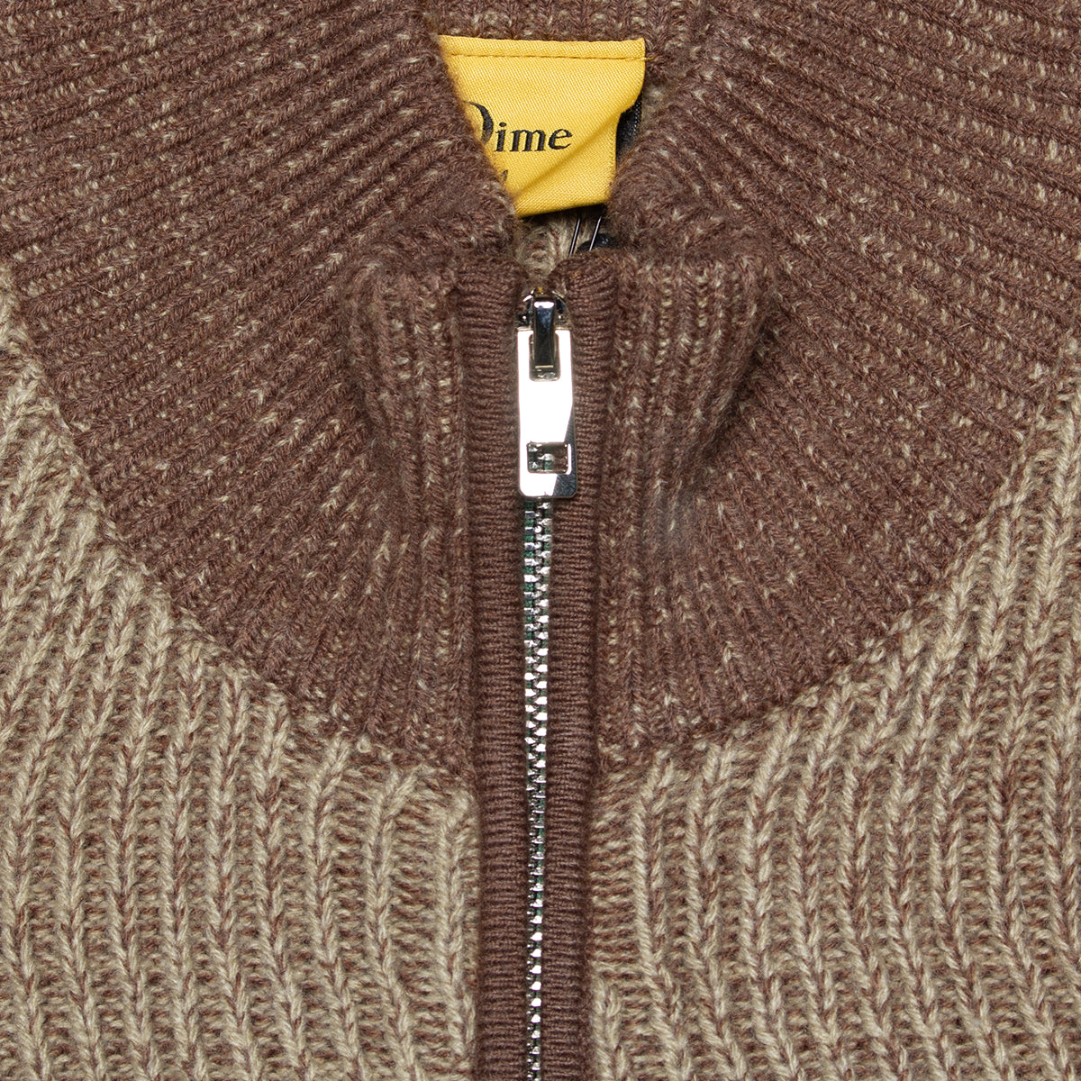 Dime | Double Zipper Knit
Color : Camel