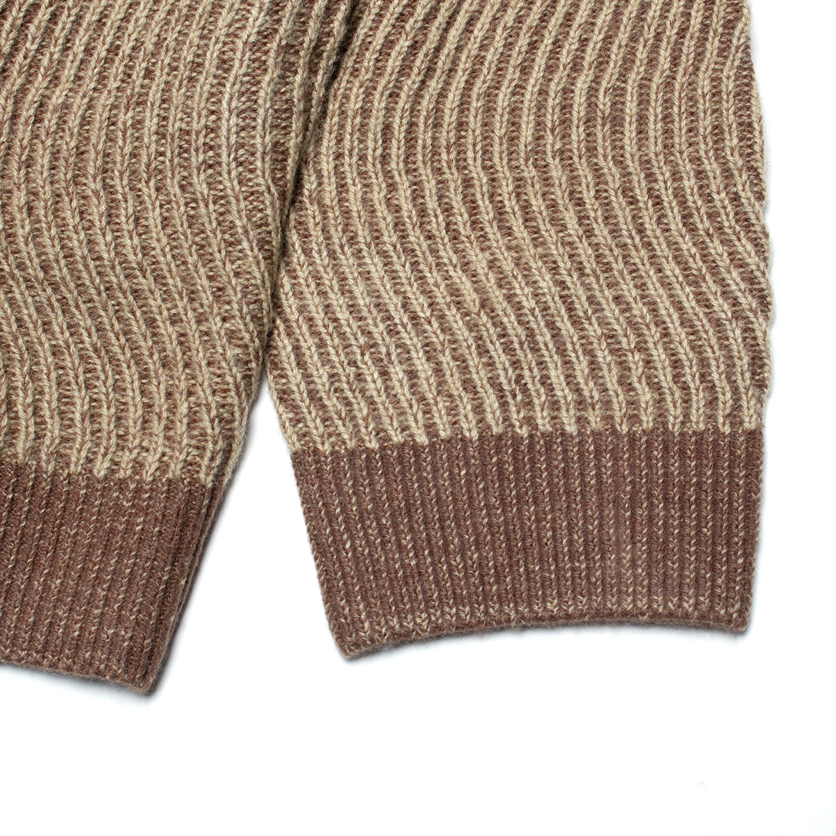 Dime | Double Zipper Knit
Color : Camel