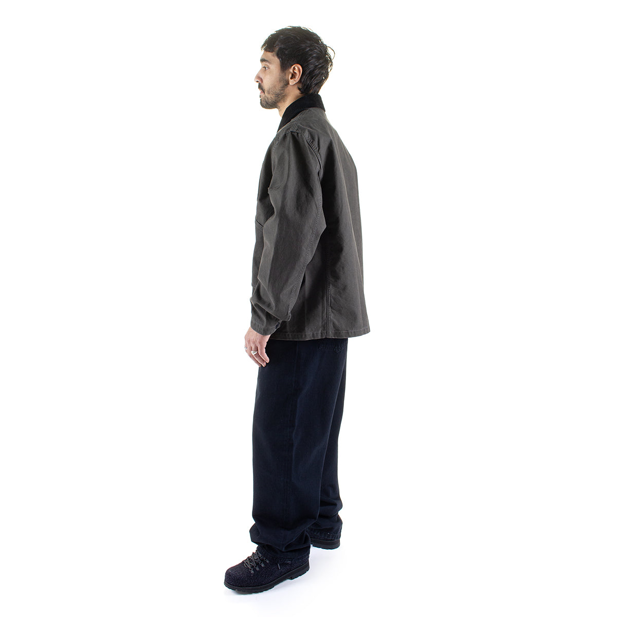 Filson - Canvas Outfitter Jacket
Style # F1420299335
Color : Peat