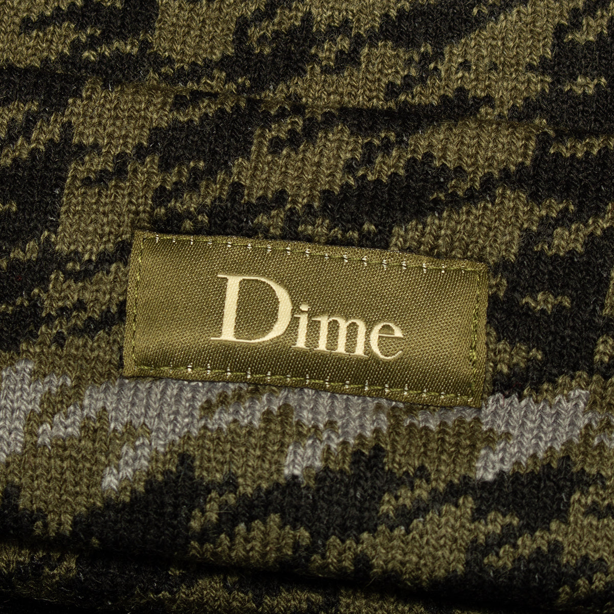 Dime | Wavetooth Cuff Beanie
Color : Army Green