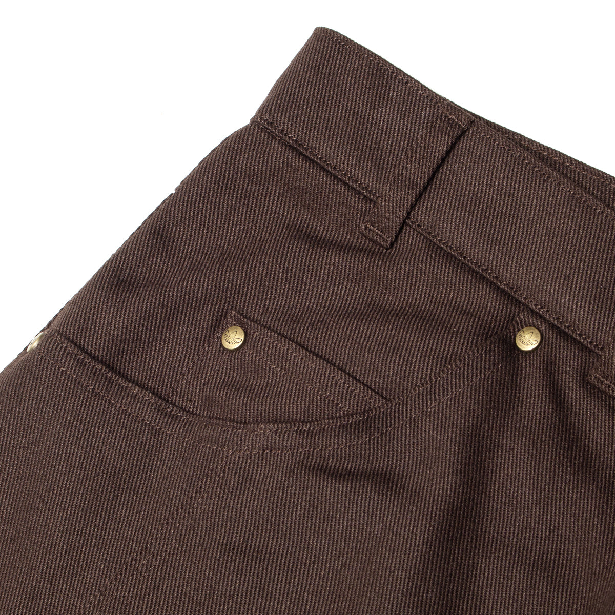 Adidas | Kader Pant
Style # JE3749
Color : Dark Brown