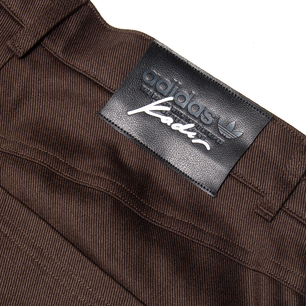 Adidas | Kader Pant
Style # JE3749
Color : Dark Brown