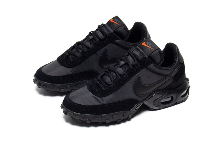 Nike | Air Max Waffle SP
Style # FV6946-001
Color : Black / Anthracite