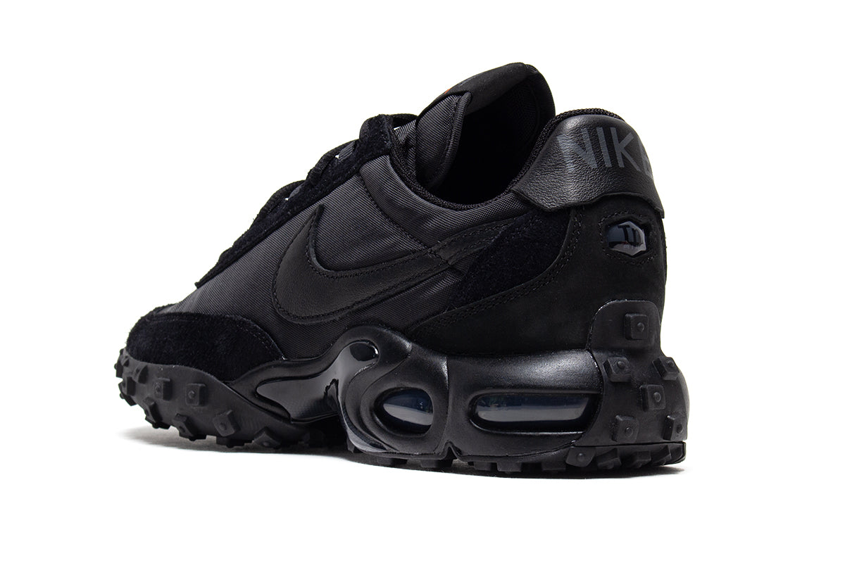 Nike | Air Max Waffle SP
Style # FV6946-001
Color : Black / Anthracite