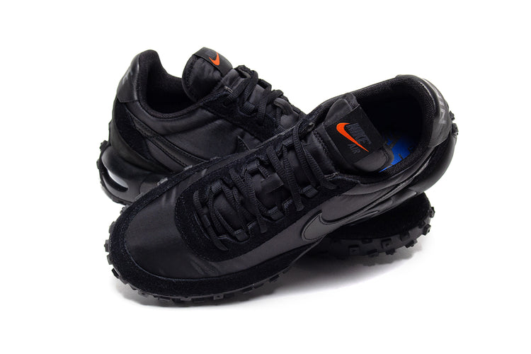 Nike | Air Max Waffle SP
Style # FV6946-001
Color : Black / Anthracite