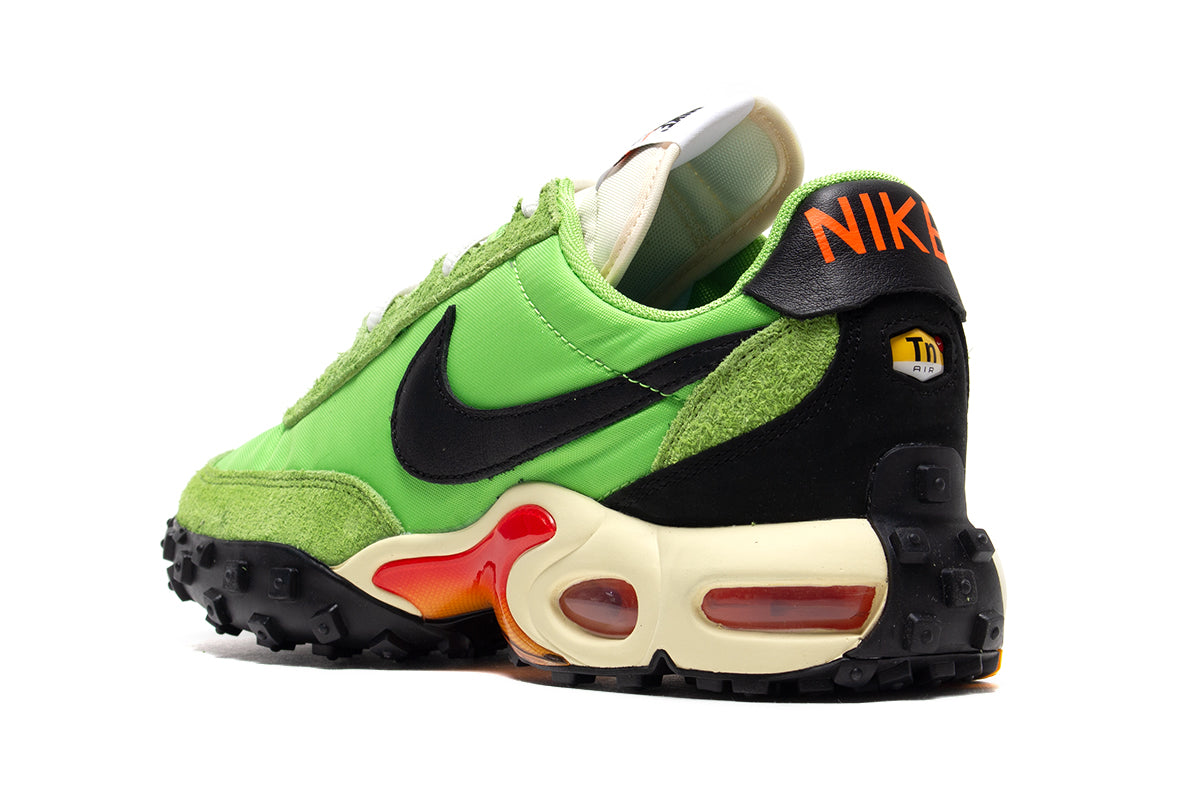 Nike | Air Max Waffle SP
Style # FV6946-301
Color : Action Green / Black / Total Orange