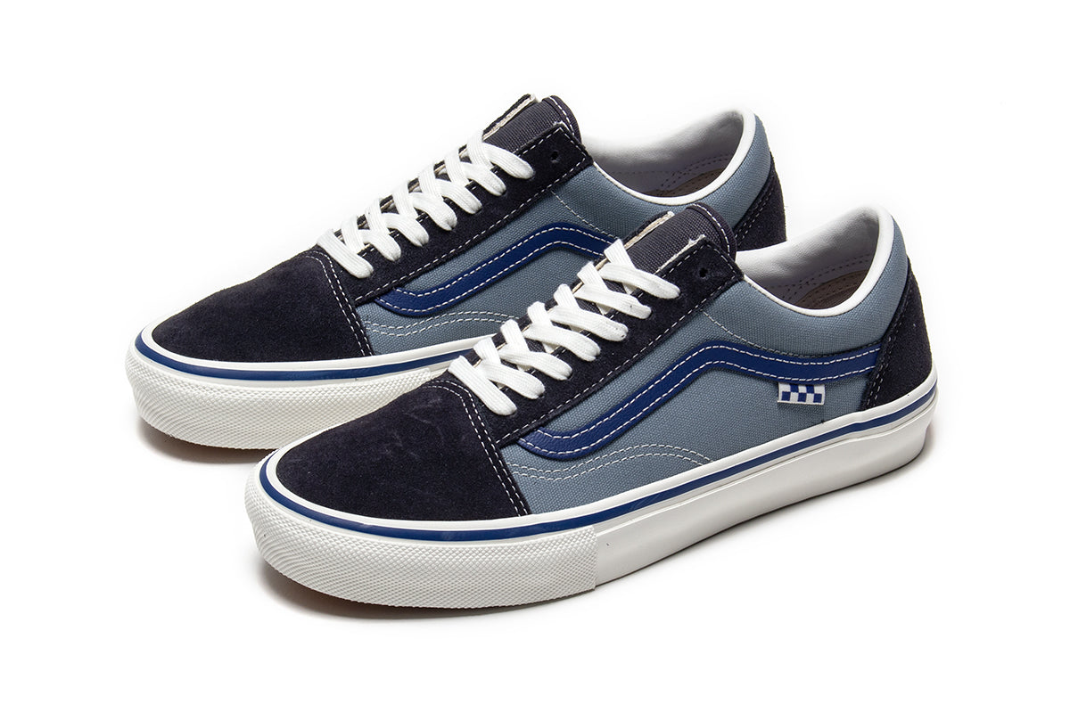 Vans | Skate Old Skool x Elijah Berle
Style # VN0A2Z32FUH1
Color : Vintage Blue / White