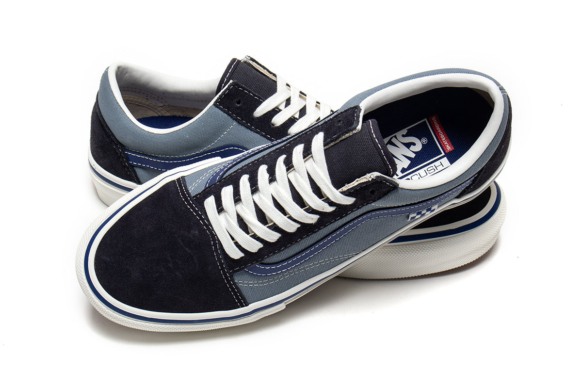 Vans | Skate Old Skool x Elijah Berle
Style # VN0A2Z32FUH1
Color : Vintage Blue / White