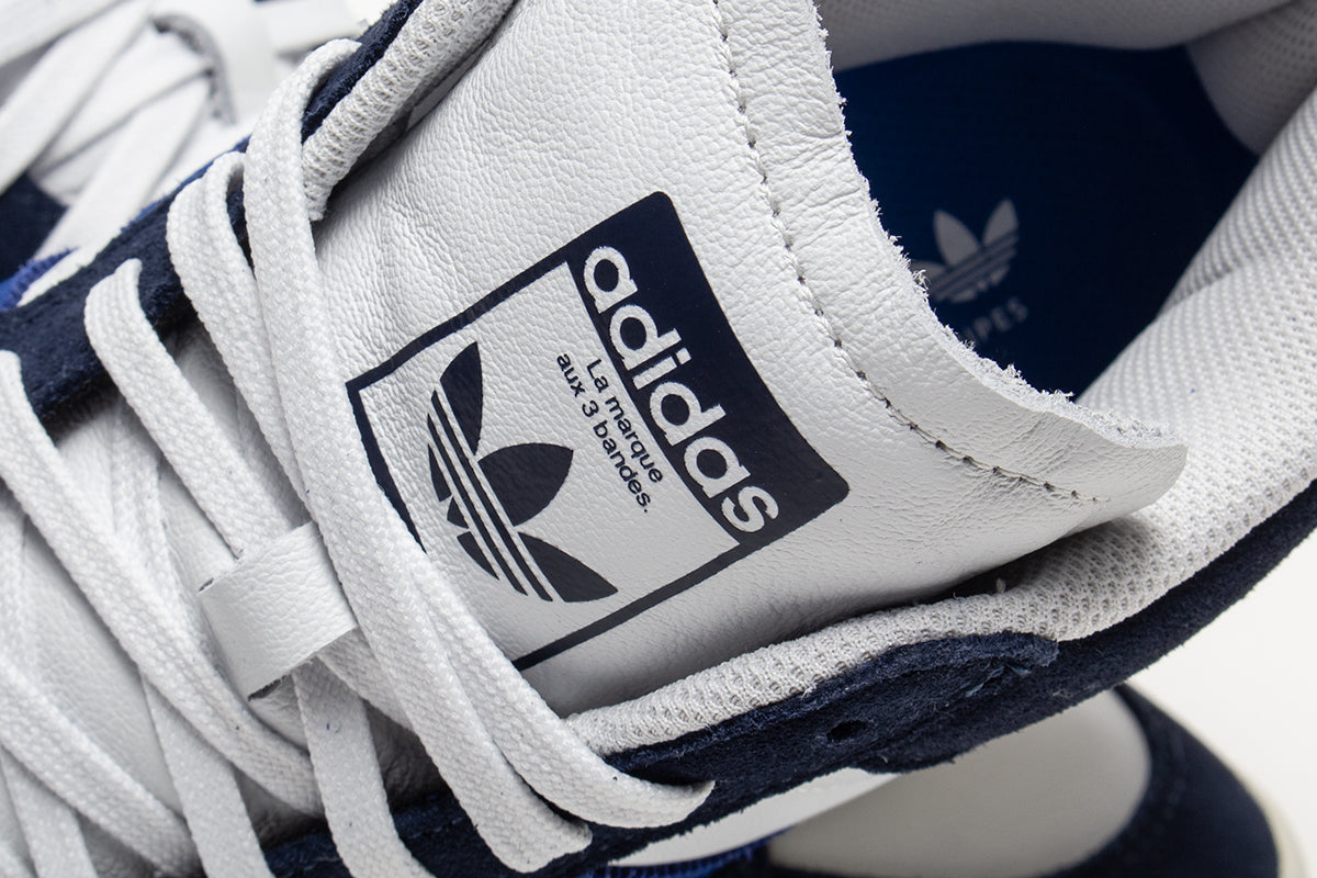 Adidas - Superskate
Style # HQ4807
Color : Core Black / White / Gold Metallic
Materials : Suede / Leather Upper - Rubber Outsole
Sizing : US Men's
Cupsole construction