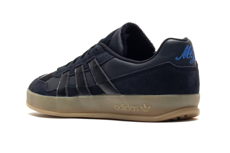Adidas | Aloha Super Style # IE0656 Color : Core Black / Carbon / Gum