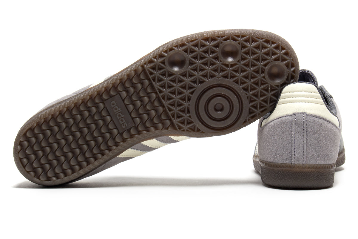 Adidas - Samba ADV
Style # HQ7541
Color : Grey / White
Materials : Suede Upper - Rubber Outsole
Sizing : US Men's
Cupsole construction
