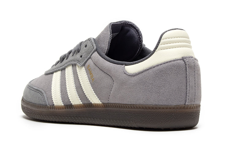 Adidas - Samba ADV
Style # HQ7541
Color : Grey / White
Materials : Suede Upper - Rubber Outsole
Sizing : US Men's
Cupsole construction