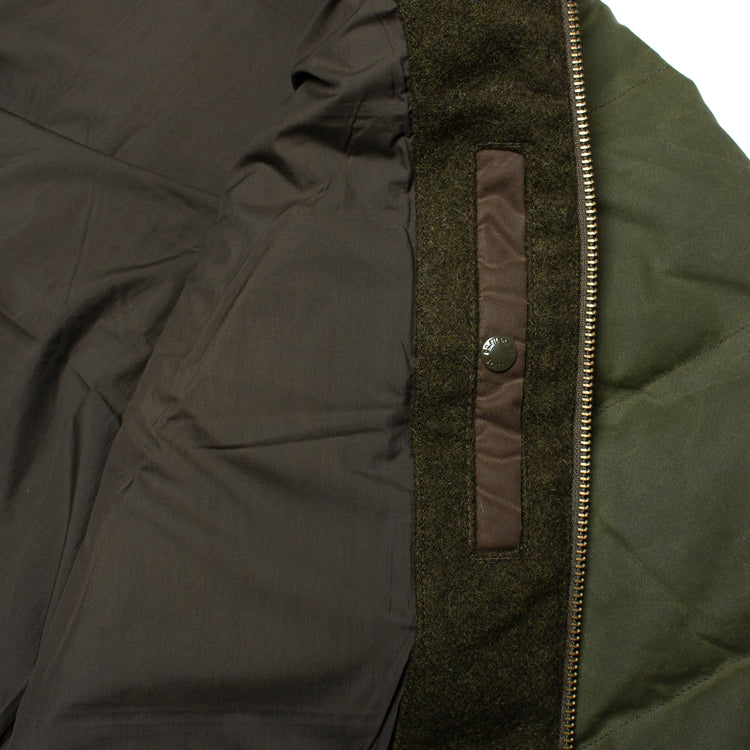 Filson | RDS Down Bomber Jacket
Style # 20285040
Color : Otter Green