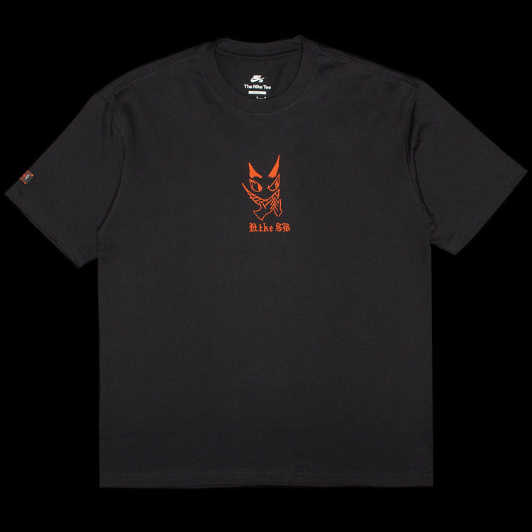 Nike SB - Krampus T-Shirt
Style # HV2195-010
Color : Black
Materials : 100% Cotton
Dropped shoulders
Loose, roomy fit
