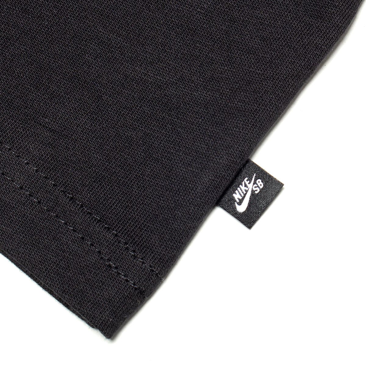 Nike SB - Krampus T-Shirt
Style # HV2195-010
Color : Black
Materials : 100% Cotton
Dropped shoulders
Loose, roomy fit