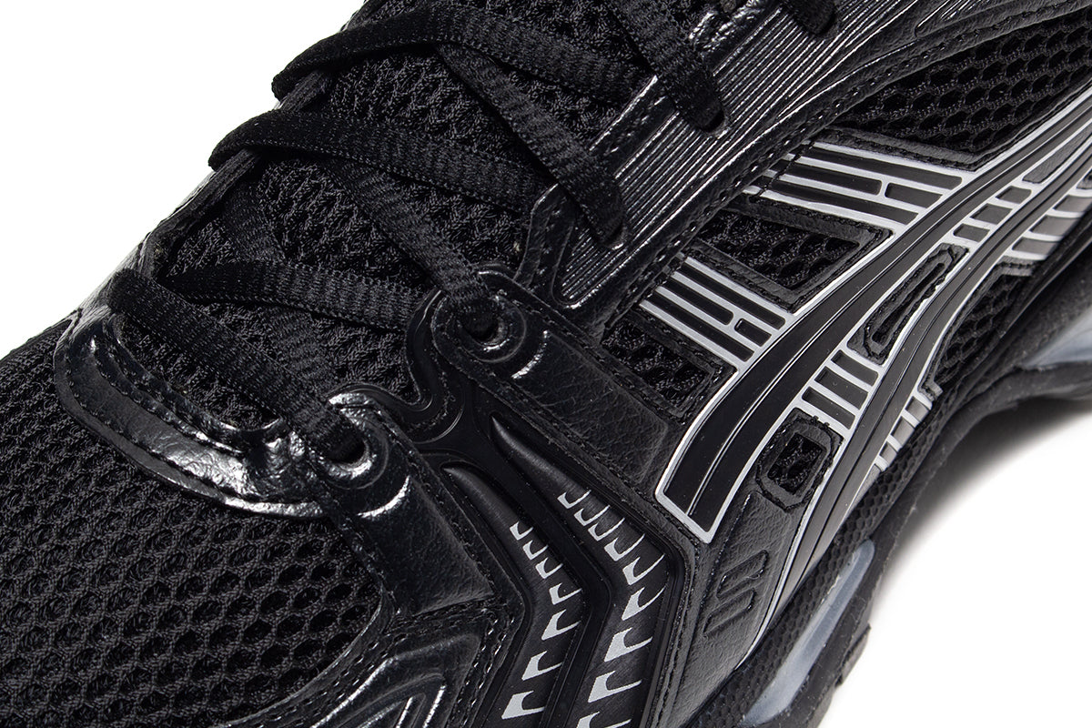 Asics | Gel-Kayano 14
Style # 1201A019.006
Color : Black / Pure Silver