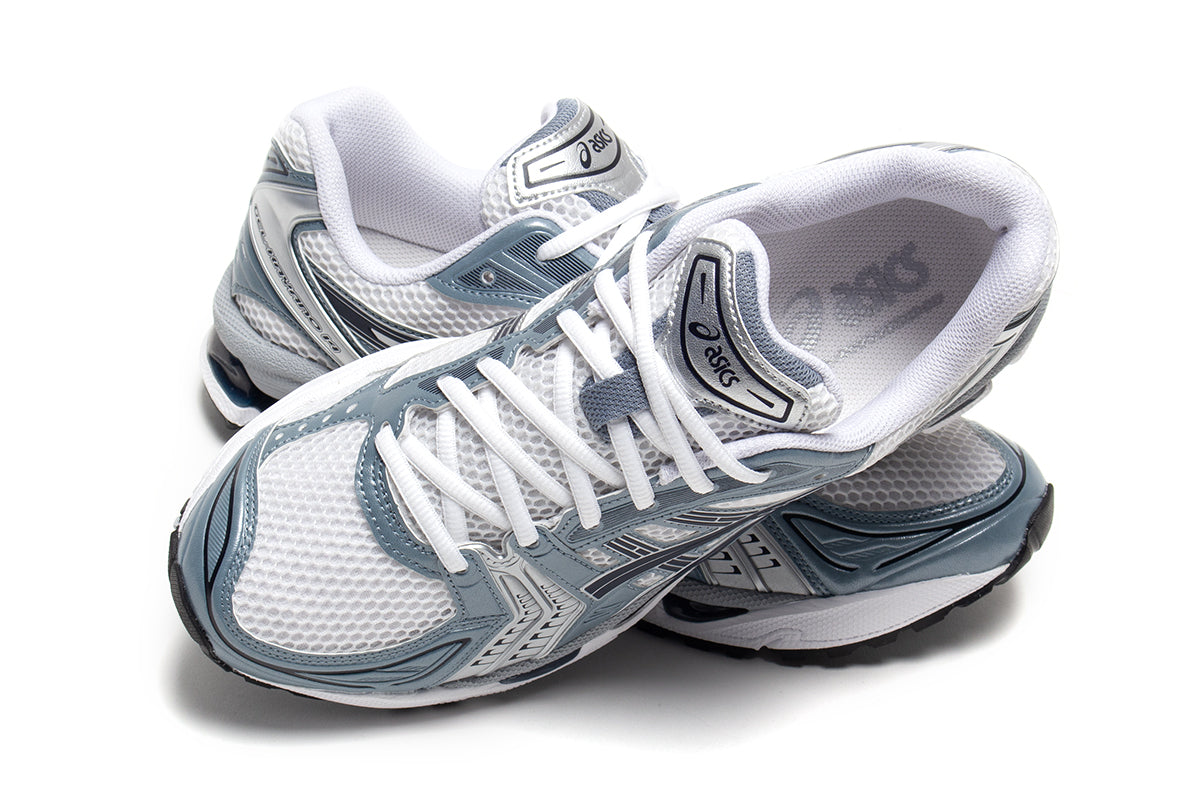 Asics | Gel-Kayano 14
Style # 1203A537.106
Color : White / Fjord Grey