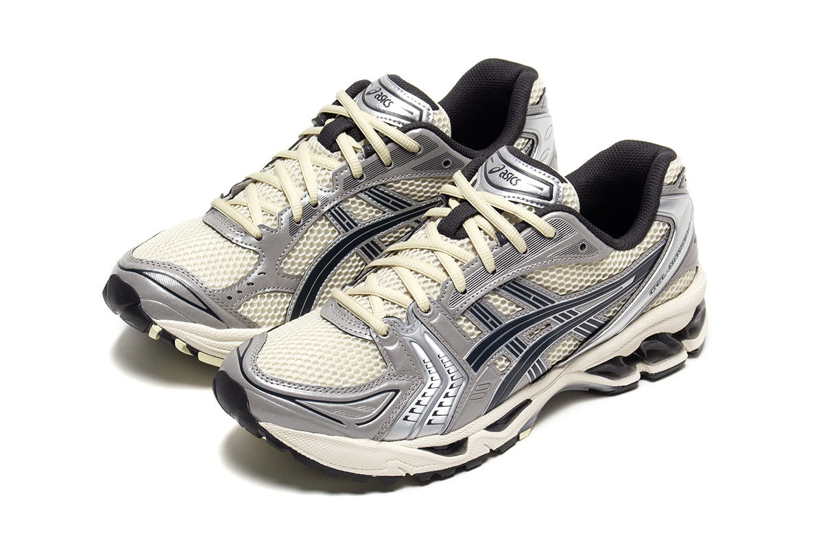 Asics | Gel-Kayano 14
Style # 1203A537.250
Color : Oyster White / Steeple Grey