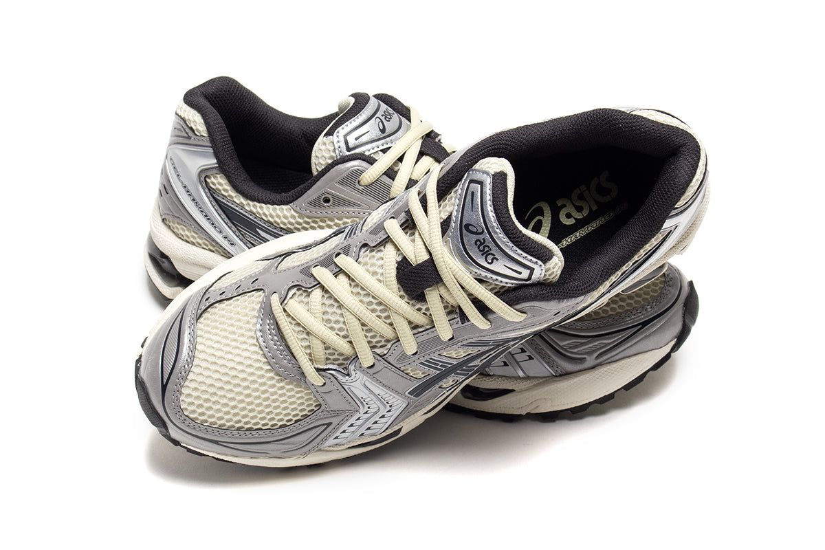 Asics | Gel-Kayano 14
Style # 1203A537.250
Color : Oyster White / Steeple Grey