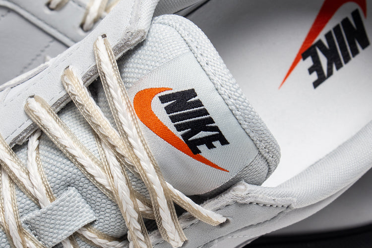 Nike - Astrograbber
Style # IH2341-001
Color : Light Silver / Sail / Phantom / Black
Materials : Leather Upper - Rubber Outsole
Sizing : US Men's