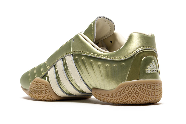 Adidas - Women's Taekwondo Mei Elite
Style # JR1827
Color : Gold Metallic / White / Gum
Materials : Leather Upper - Rubber Outsole
Sizing : US Women's