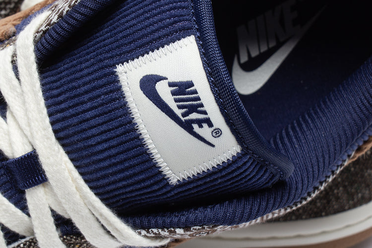 Nike | Dunk Low Premium Tweed Corduroy Style # FQ8746-410 Color : Midnight Navy / Ale Brown