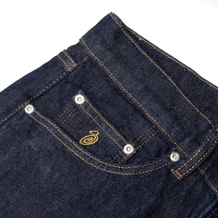 Stussy | Big Ol' Jean Denim
Style # 116599
Color : Rinsed Indigo