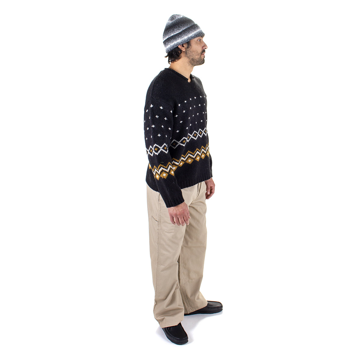 Stussy | Roll V-Neck Fairisle Sweater
Style # 117251
Color : Charcoal