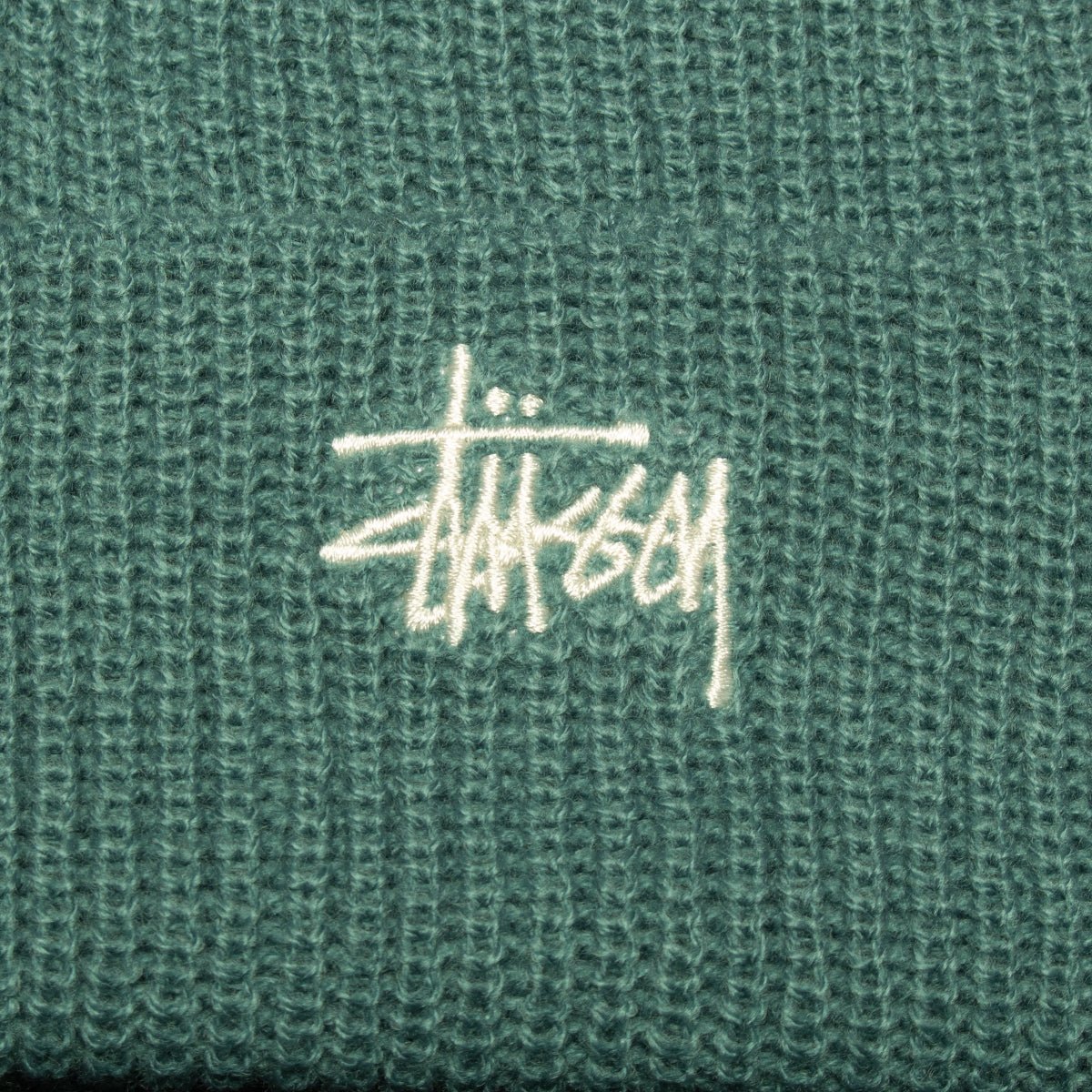 Stussy | Basic Cuff Beanie
Style # 1321019
Color : Sea Green