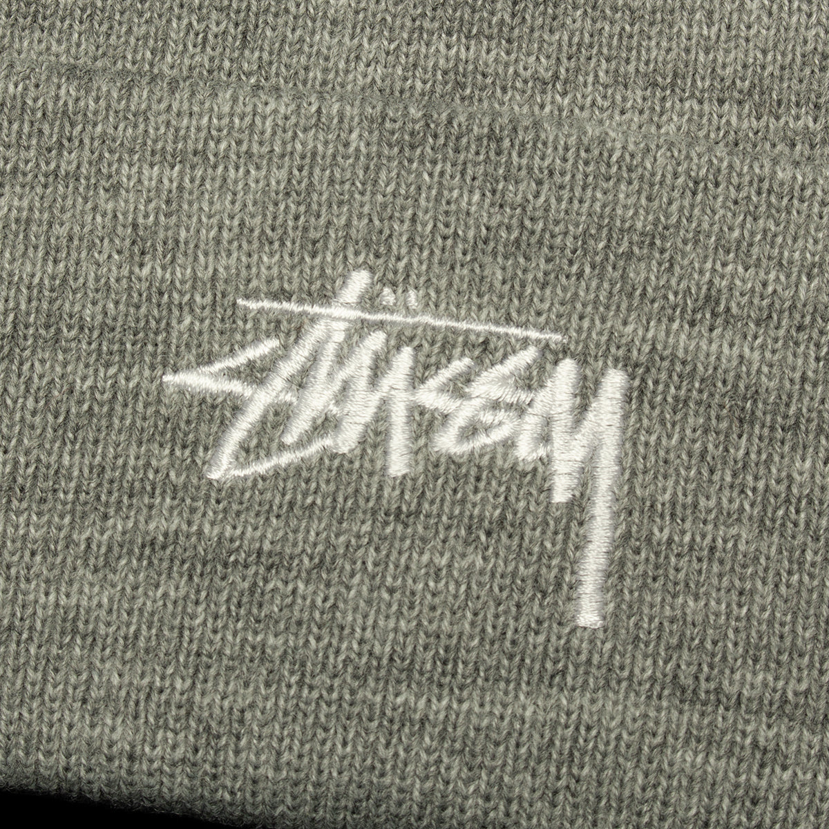 Stussy | Stock Cuff Beanie
Style # 1321020
Color : Grey Heather