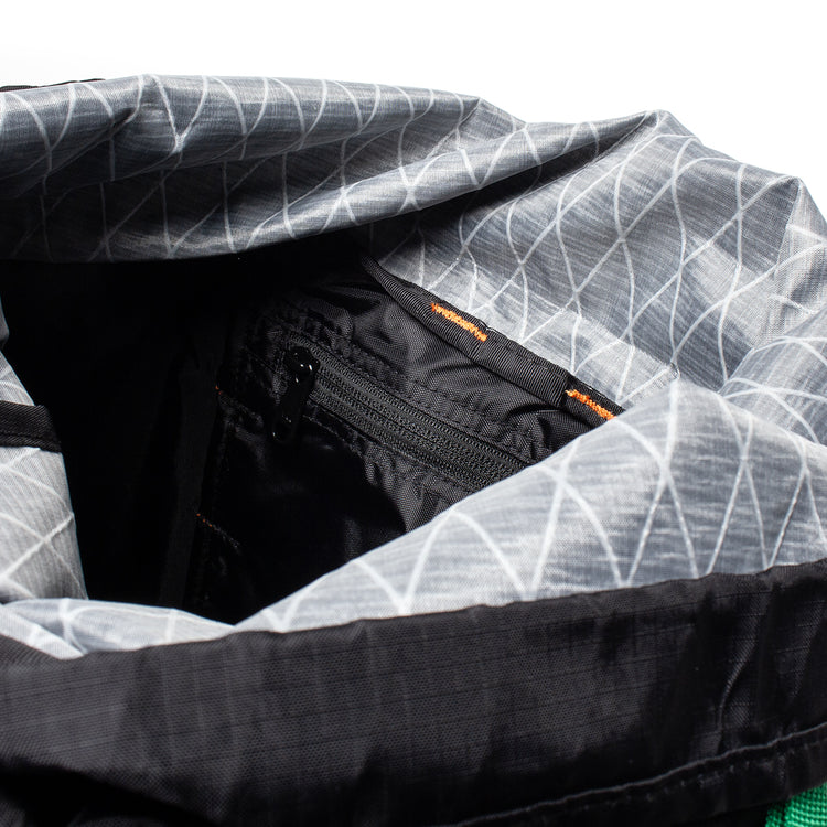 Brain Dead - Equipment Climbing Backpack
Color : Black