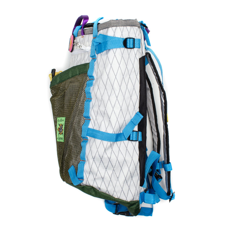 Brain Dead - Equipment Climbing Backpack
Color : Bone