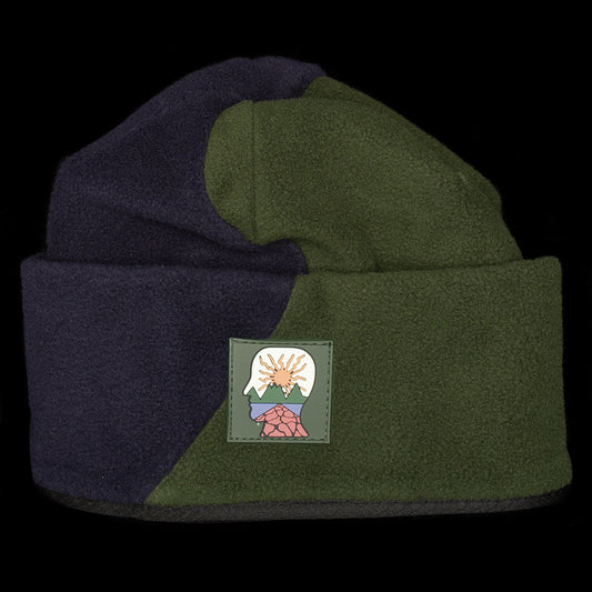 Brain Dead - Organic Panel Polar Fleece Beanie
Color : Navy / Olive