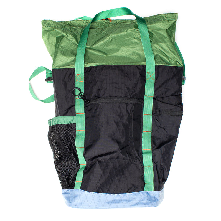 Brain Dead - Equipment Climbing Utility Bag
Color : Black