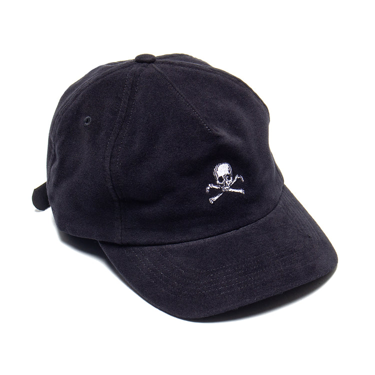 Noah | Moleskin Jolly Roger 5-Panel Hat
Color : Black