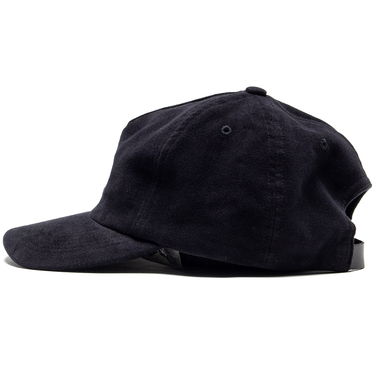 Noah | Moleskin Jolly Roger 5-Panel Hat
Color : Black