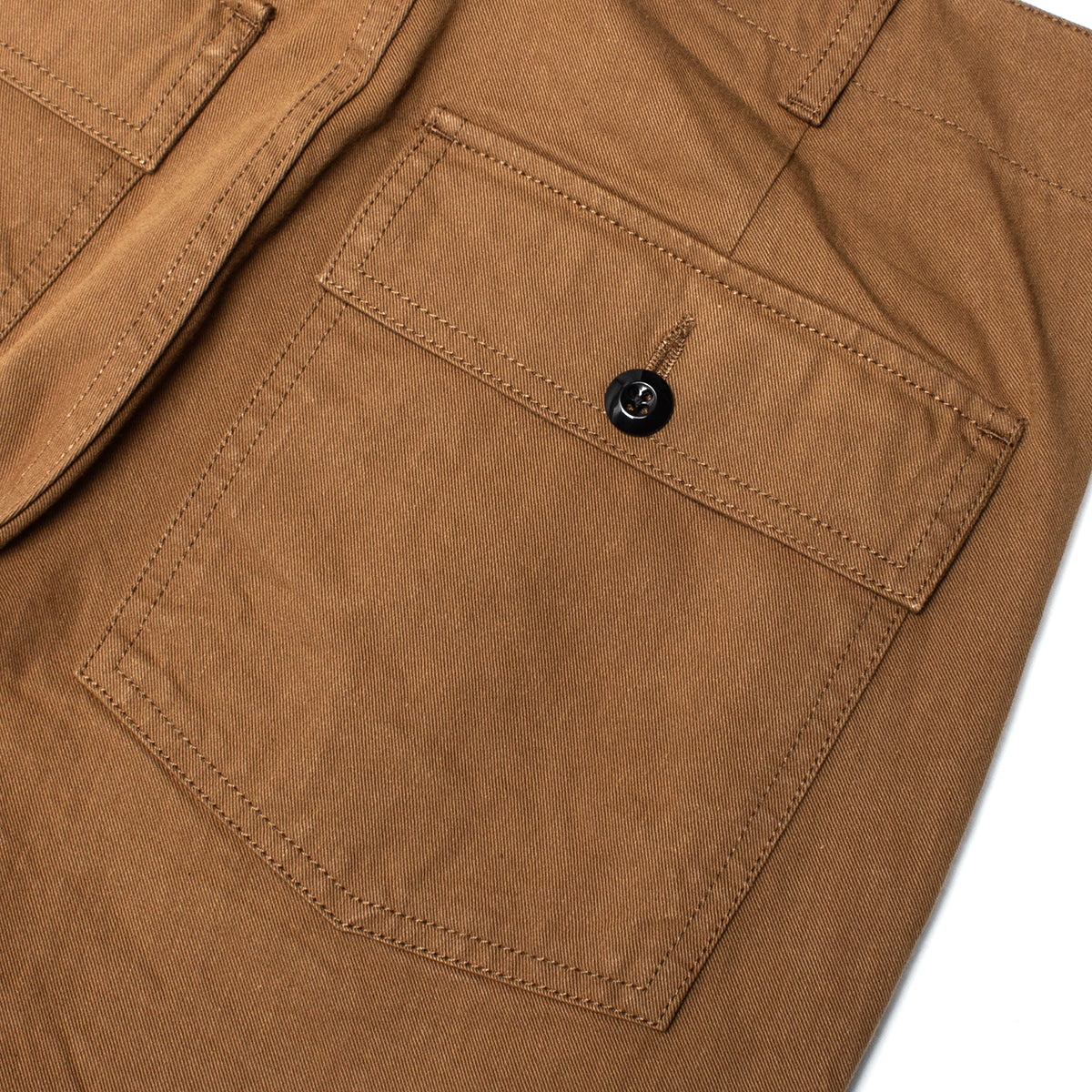 Noah | Pleated Fatigue Pants
Color : Brown