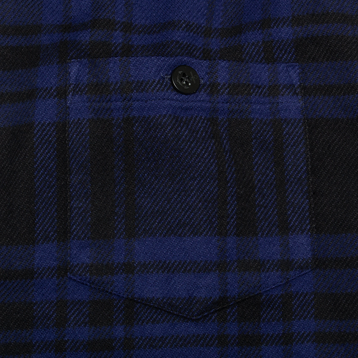 Noah | Heavyweight Zip-Up Flannel
Color : Black / Blue