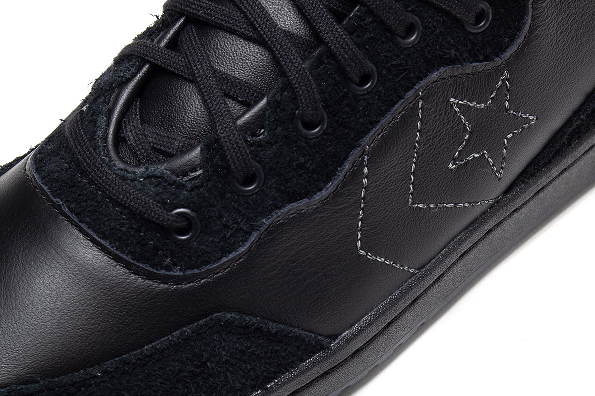 Converse - Fastbreak Pro Mid x Sage Elsesser
Style # A16768C
Color : Black